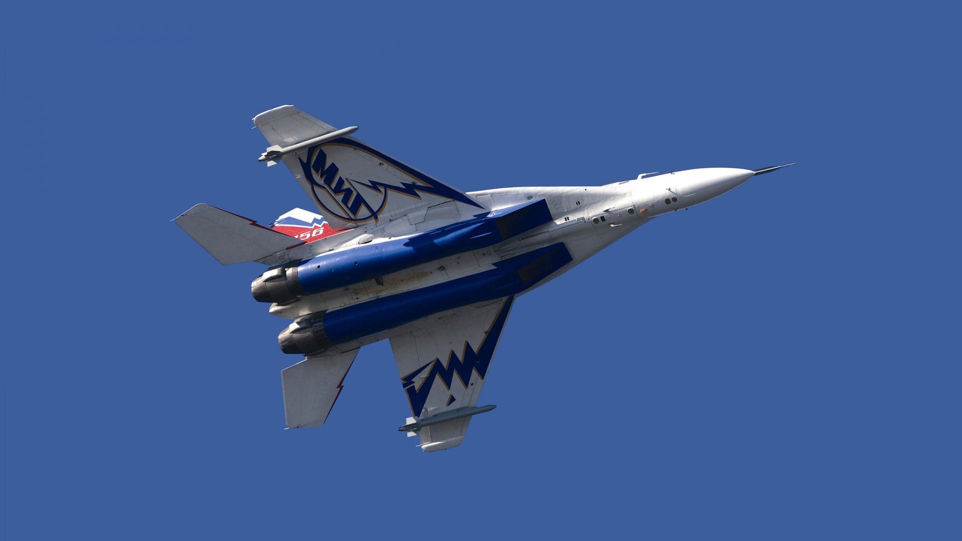 乐鱼电竞· (中国)官方网站-意甲反击如闪电：速度带来极致快感！，意甲意甲